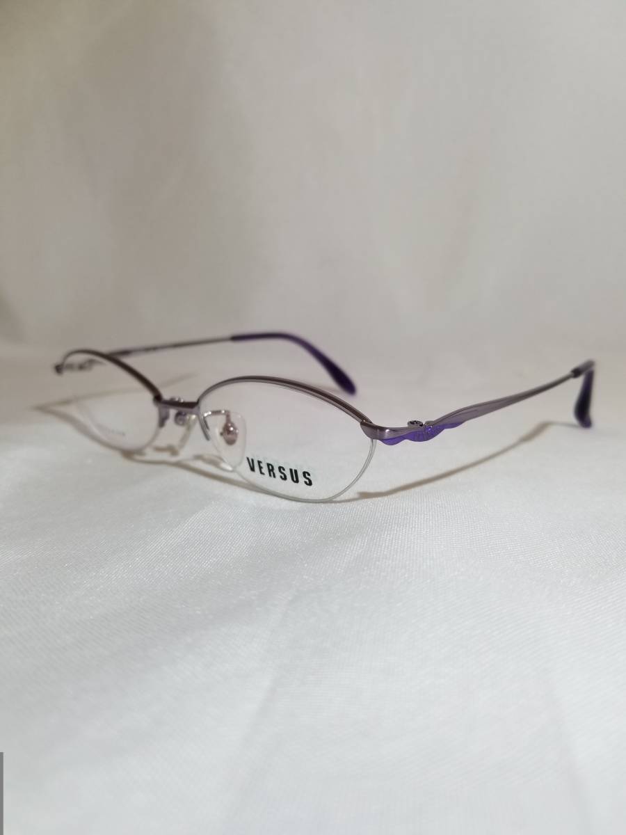 未使用 眼鏡 メガネフレーム VERSUS 7090T 1012 チタンフレーム ハーフリム 最軽量 シンプル メンズ レディース 48口16-135 I-4拍卖