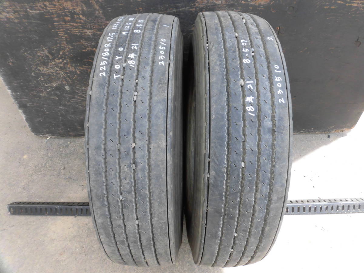 225/80R17.5 123/122L●TOYO 2018年夏タイヤ2本●230510拍卖