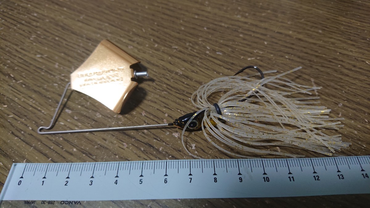 ★メガバス V-4バズ★整75 検megabass 伊東 バズベイト拍卖