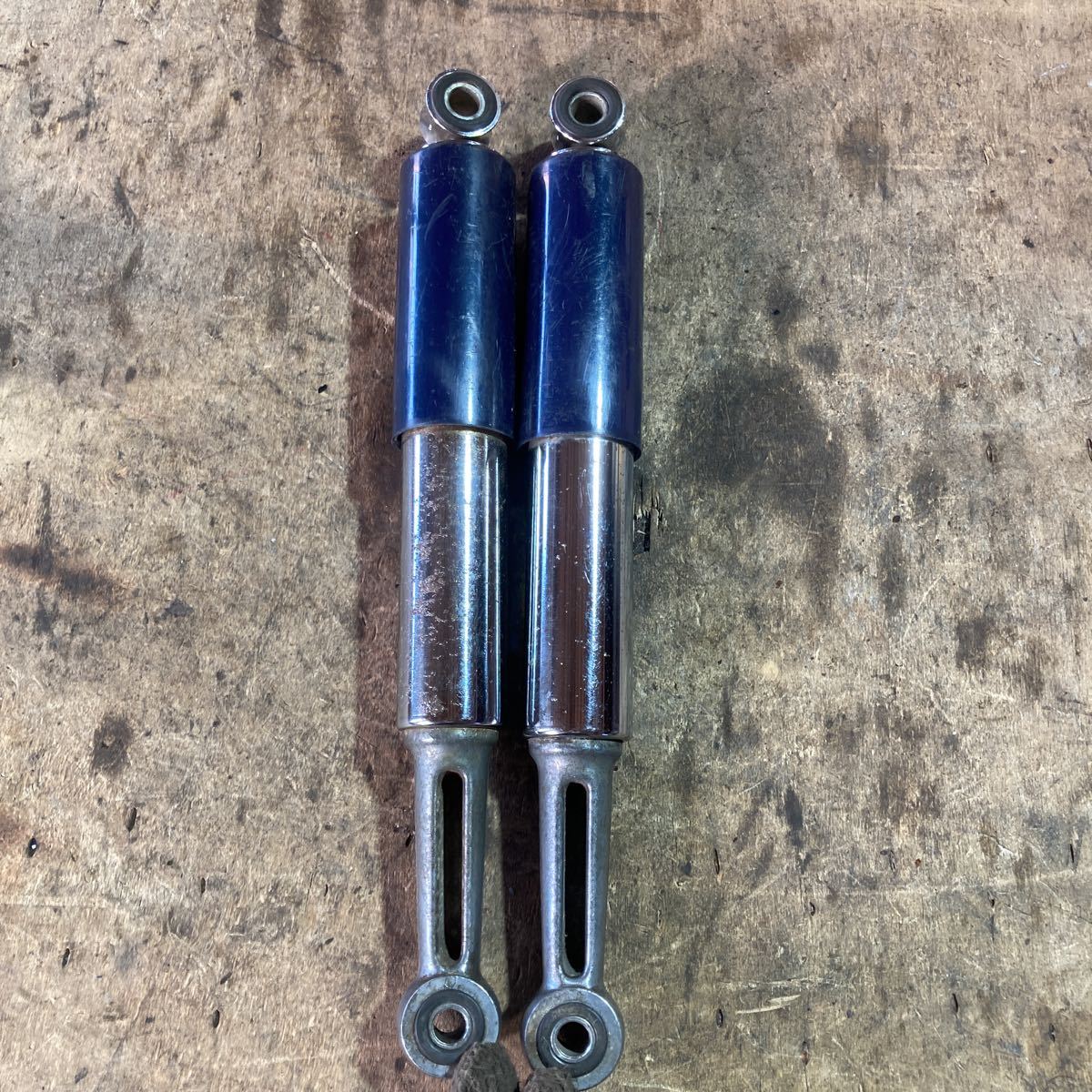 AA01-1017... C50 スーパーカブ 50 リアサスペンション リアショック 拍卖