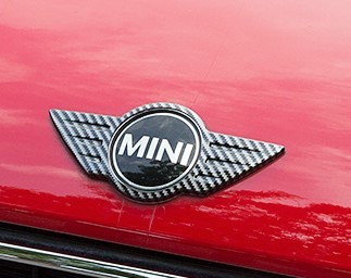 スポーティ全開♪ BMW MINI カーボン ルック エンブレム カバー ミニ F54 クラブマン ワン クーパー クーパーS クーパーSD クーパーD拍卖
