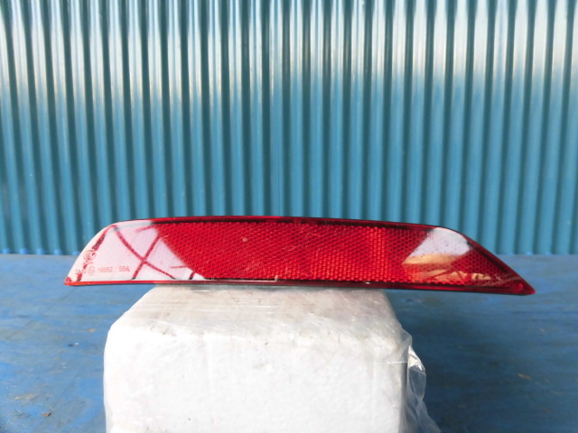 アウディ 81A Q2 リア リフレクター 左 Z524拍卖