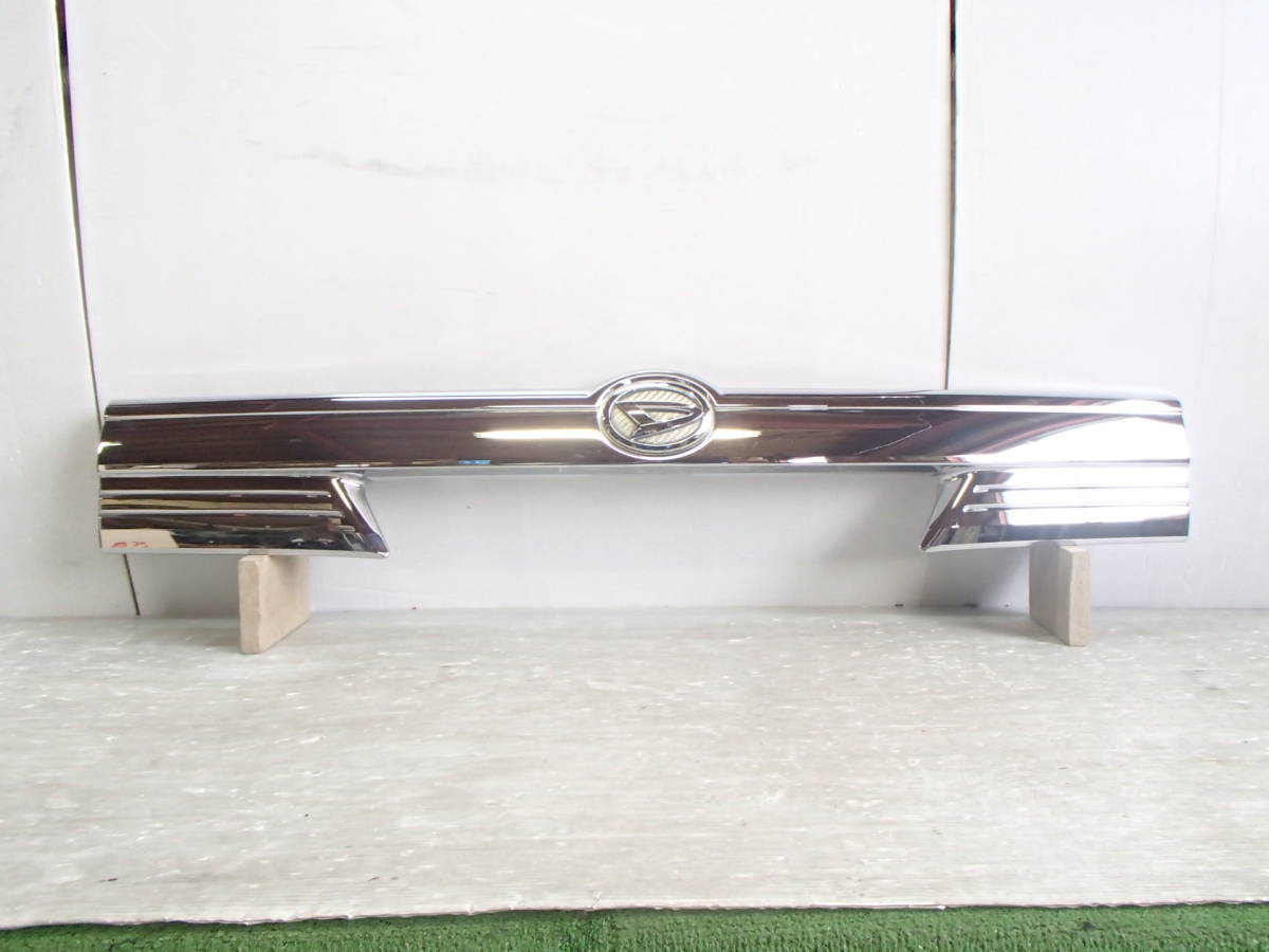 LA600S/LA610S 前期 タント カスタム 純正 リア メッキ ガーニッシュ 76802-B2090 ~平成27年11月まで 【23-1461】拍卖