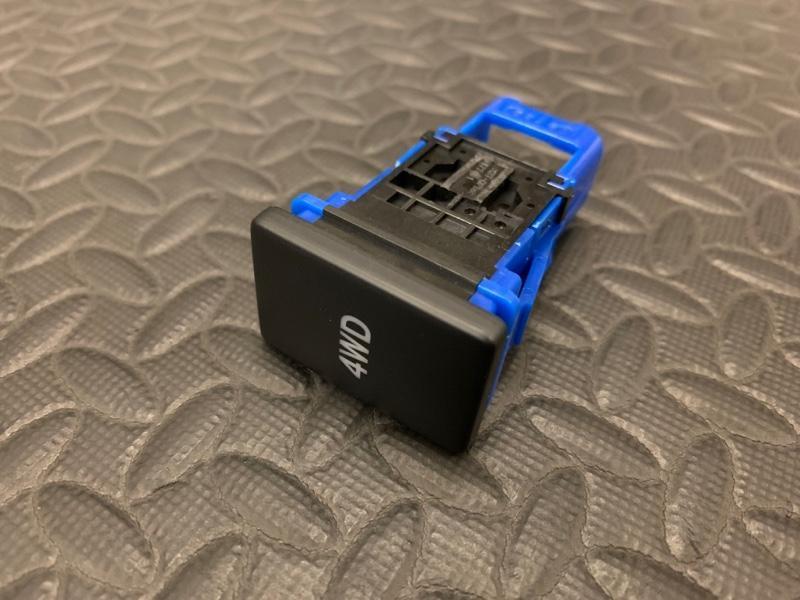 ★新品 未使用 純正部品 トヨタ ピクシスバン ダイハツ ハイゼットカーゴ パターンセレクト 4WD 切替スイッチ イルミネーション有り ★拍卖