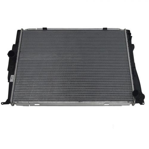 正規純正OEM BMW ラジエター E88 E87 E82 E81 1シリーズ 116i 118i 120i 125i 130i ラジエーター 17117559273 1711-7559-273拍卖