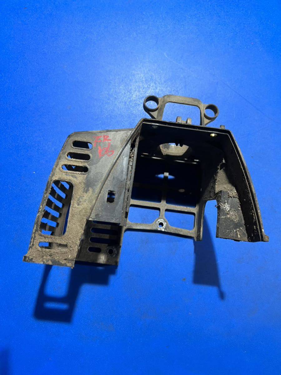 草刈機刈払機 部品パーツ エンジン エンジンカバー スチール FR106拍卖