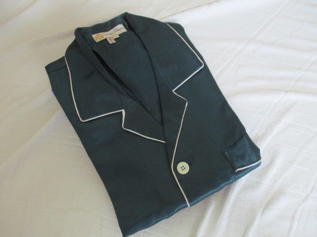 未使用 男性タイシルクパジャマ 緑 M 身長160-165cm相当拍卖