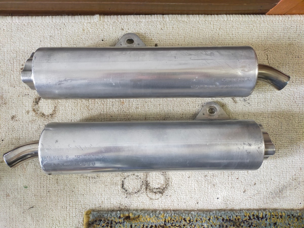 NSR250R MC28 純正サイレンサー ロスマンズ KV3P拍卖