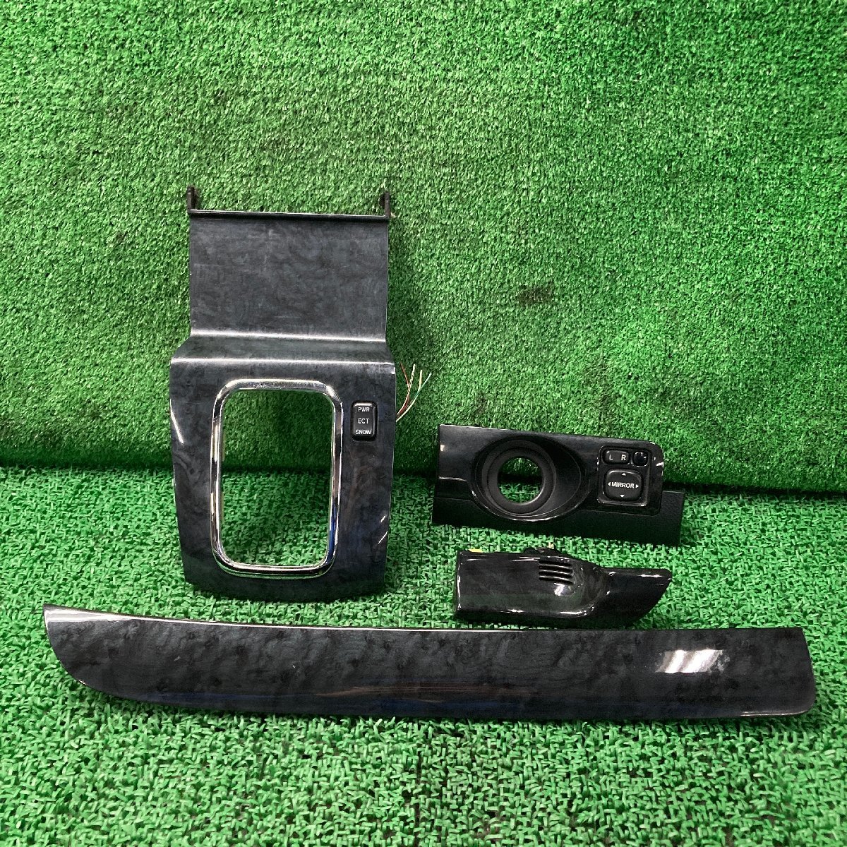 ♪♪ヴェロッサ 20 GX110 パネルセット 木目調 ウッド 電格スイッチ付 作動確認済(W7849)♪♪拍卖