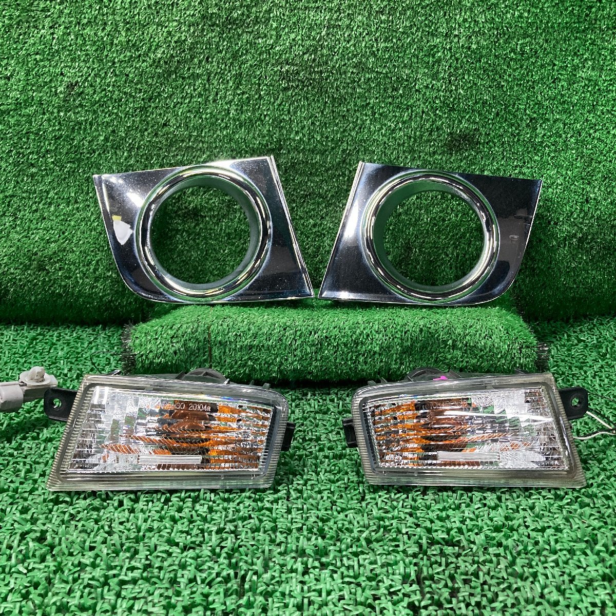 ♪♪ムーブカスタム X LA100S フォグカバー ウインカー 左右セット トーカイデンソー 20104 メッキ 点灯確認済(W8190)♪♪拍卖
