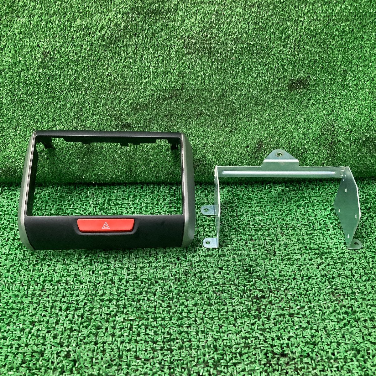 ♪♪N-BOX G JF1 オーディオパネル ブラケット付(W8243)♪♪拍卖