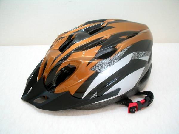 自転車用ヘルメット・軽量・未使用品拍卖
