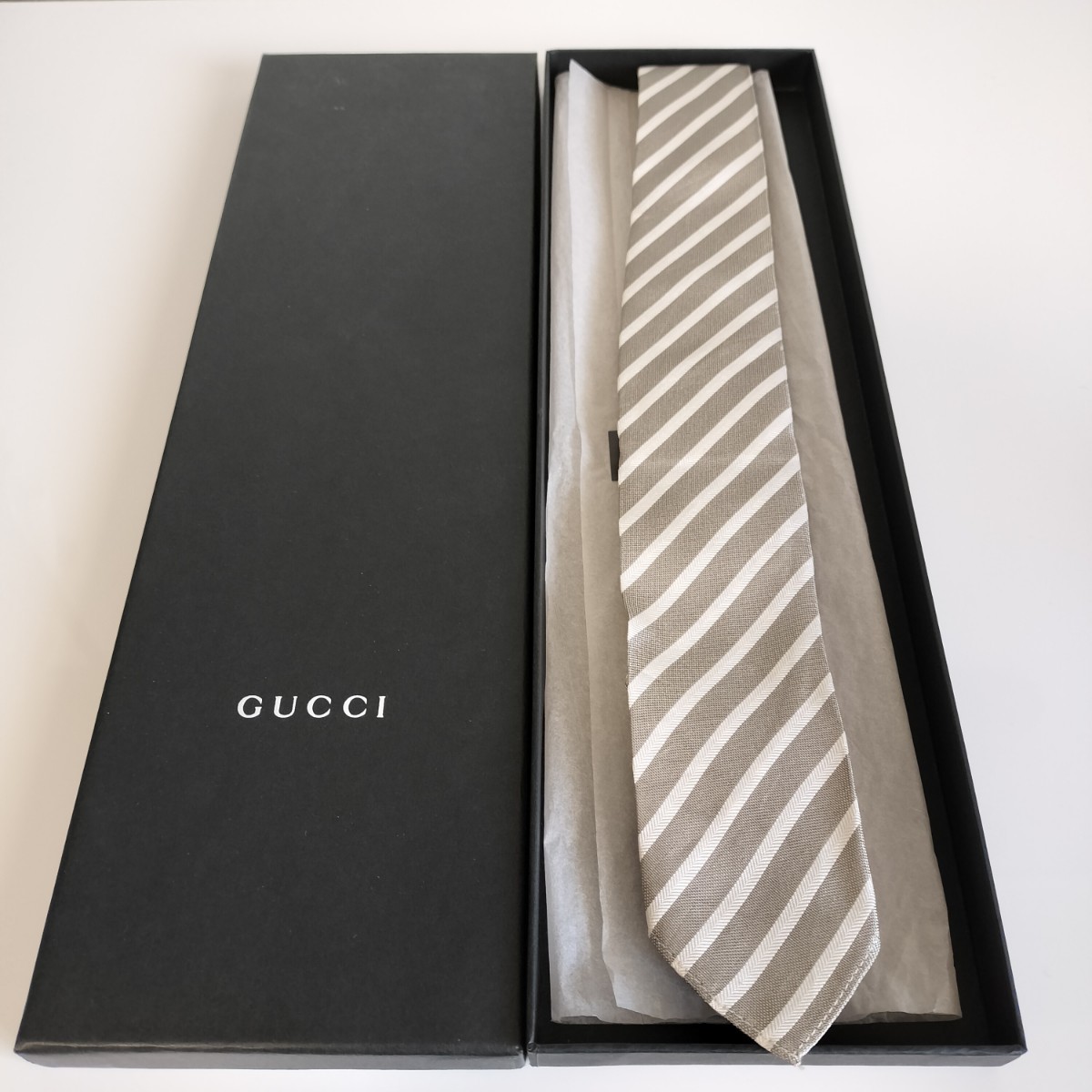 グッチ(GUCCI)ライトブラウンストライプネクタイ拍卖