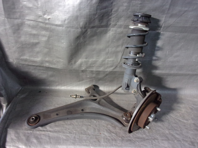 【2674】キャリィ DA16T 2016年式 R06A 5MT 左ストラットセット ナックルassy ロアアーム付き 41602-82M20 41068-82M80 ABS無し拍卖