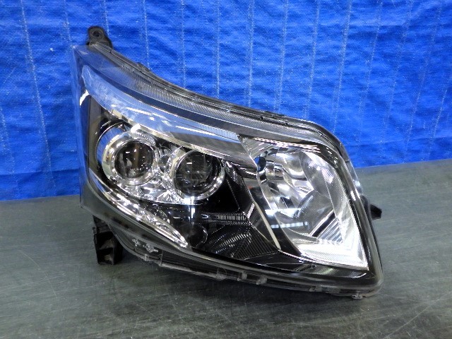 6190 ムーヴカスタム LA100S LA110S 後期 右ライト LED 100-51094 美品拍卖