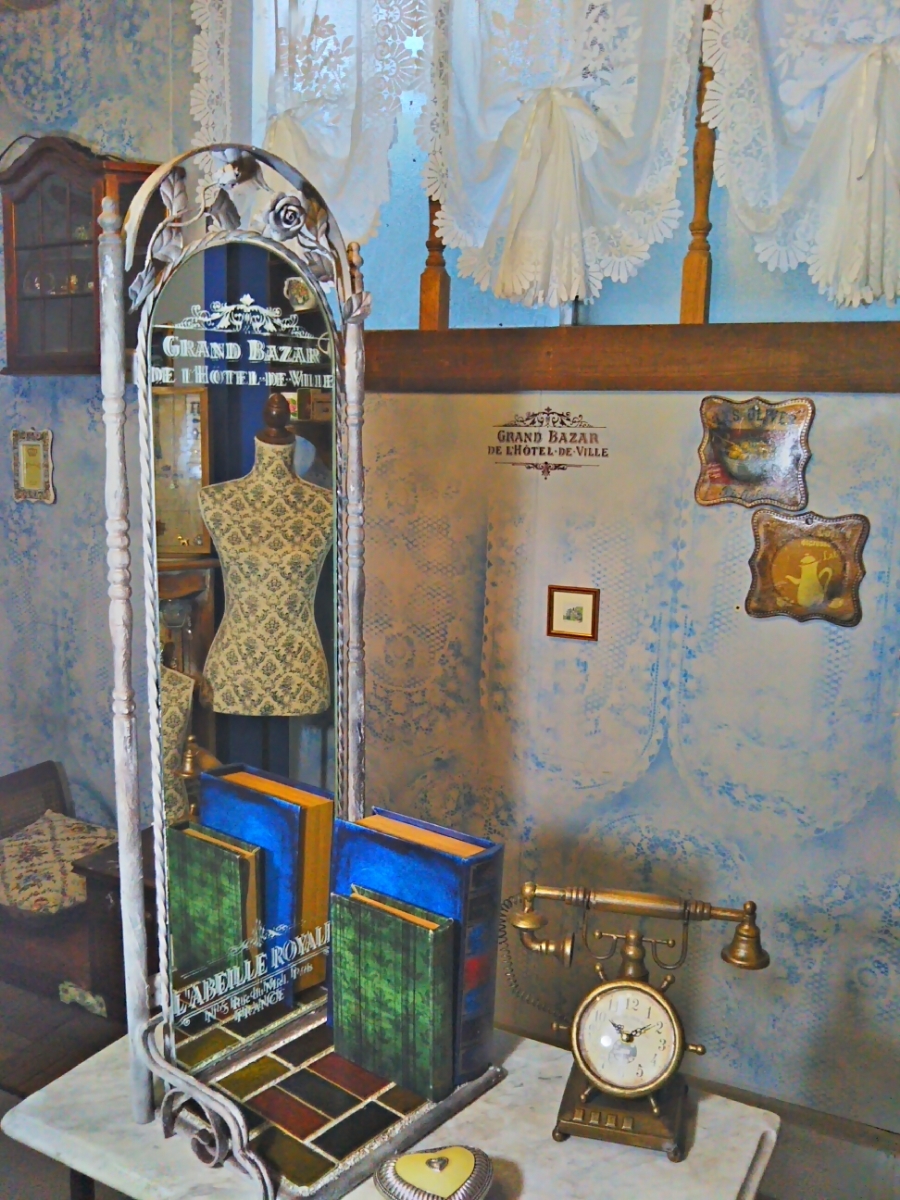 アンティークなレトロタイル スタンドミラー トレイ(ブックエンド)#ウォールミラー #アンティークな部屋 #什器 #壁掛け鏡 #飾り棚 拍卖