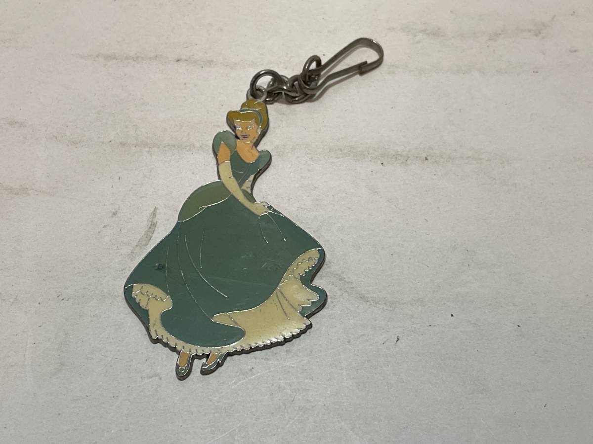 ディズニー キーホルダー シンデレラ拍卖