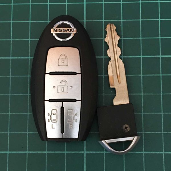NI5898 日産 BPA0M-11 純正 スマートキー キーレス 4ボタン エルグランド セレナ等 両側スライド E51 NE51 C25 CC25等拍卖