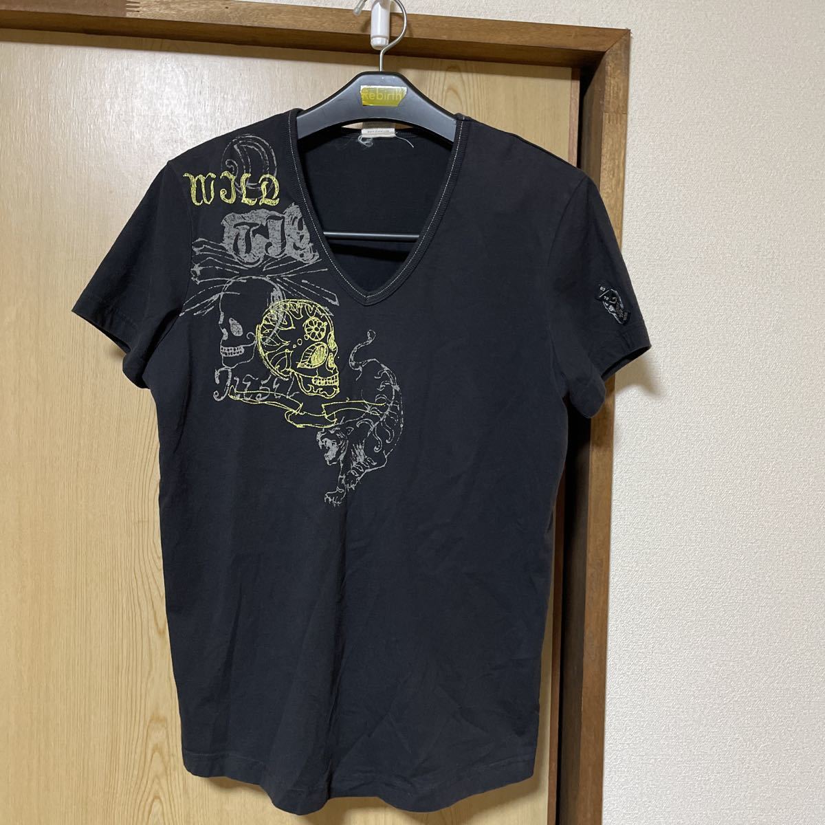 DIESELVネックTシャツ Lサイズ拍卖