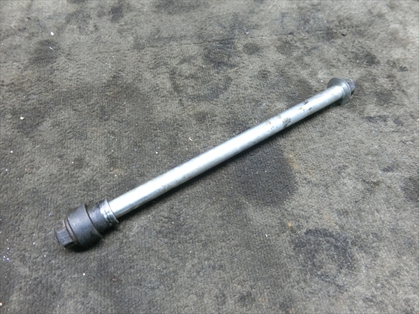 ヤマハ マジェスティ 250 SG03J 純正 フロント アクスルシャフト拍卖