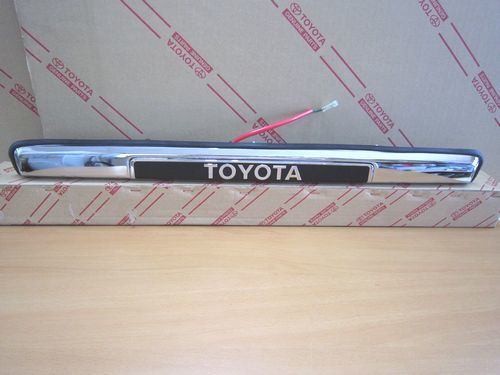★新品★トヨタ純正 TOYOTA ランドクルーザー ランクル 60系 HJ60V HJ61V 後期 ライセンス灯 ナンバー灯拍卖
