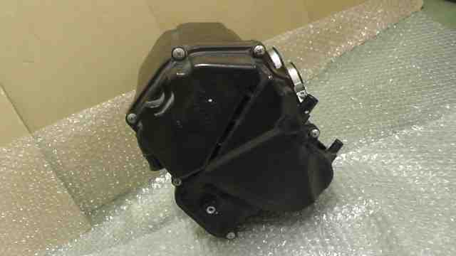 YZF-R3 RH07J-004 の エアクリーナーボックス *1698377656 中古拍卖