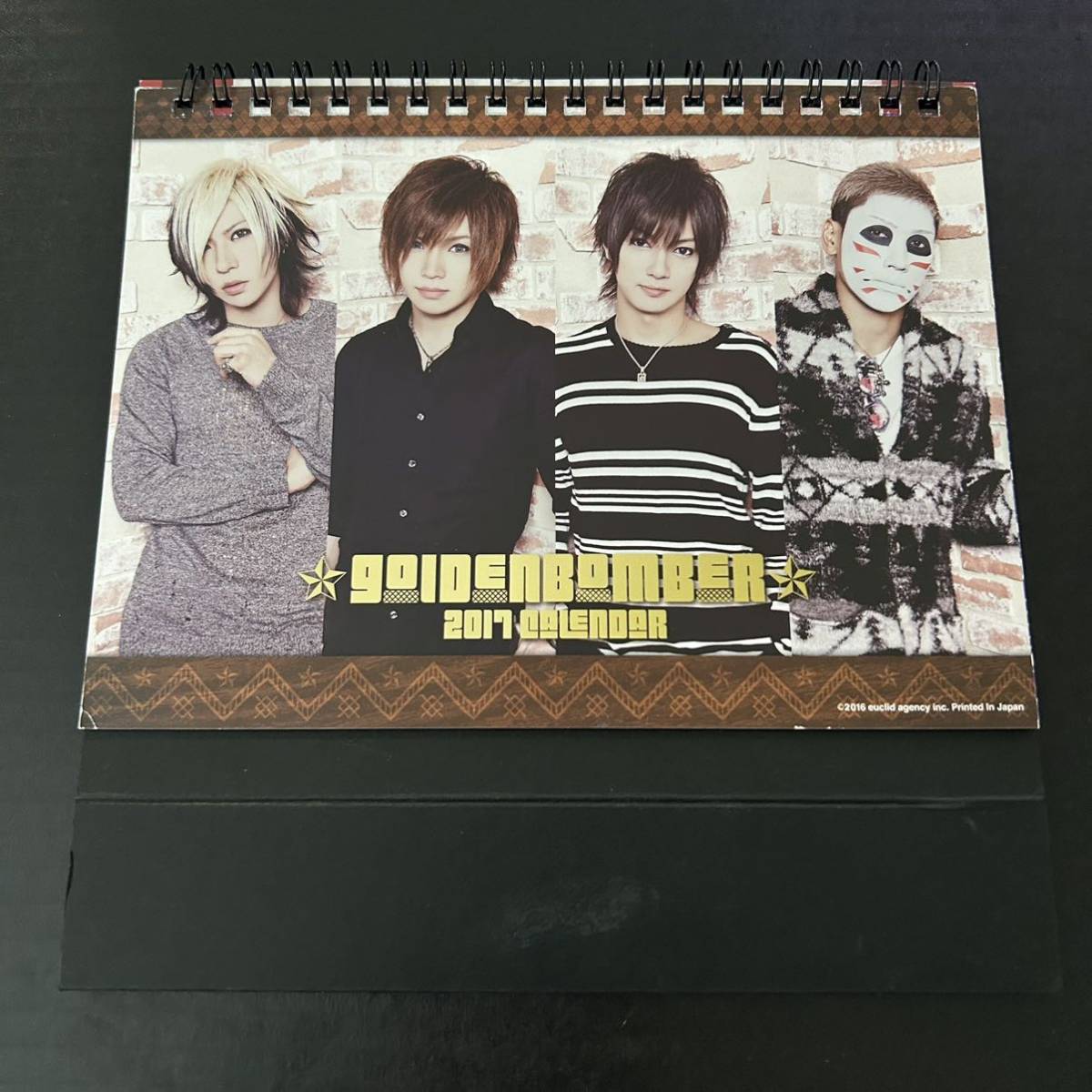 2017年☆卓上カレンダー【ゴールデンボンバー 鬼龍院翔 喜矢武豊 歌広場淳 樽美酒研二 グッズ 実写】拍卖
