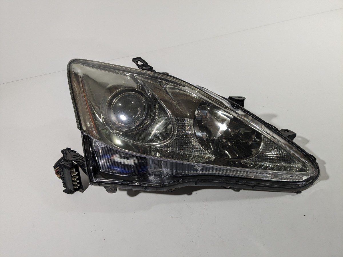 LEXUS レクサス 純正 GSE20 IS 前期 HID ヘッドライト 右側 AFS付 KOITO 53-33 刻印3 棚番L-661拍卖