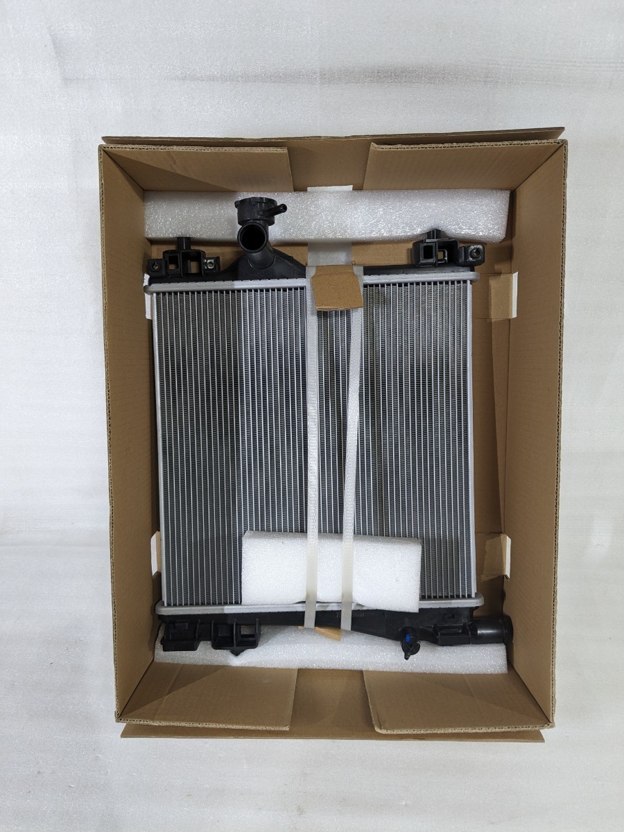 未使用品 スズキ純正 MR31S/MR41S ハスラー コンデンサー 社外品 FUJIWARACorporation 棚番SH-173拍卖