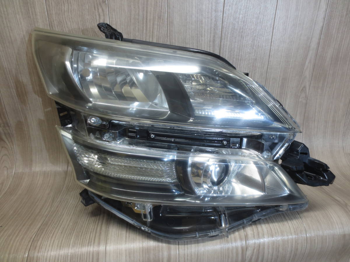 I2// GGH20W/GGH25W/ANH20W/ANH25Wヴェルファイア純正HIDヘッドライト右 ICHIKOH 58-23拍卖