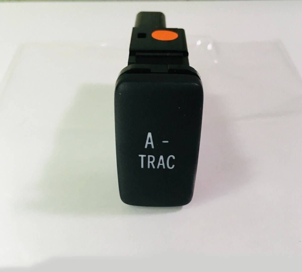 ■新品■トヨタ 純正 FJクルーザー GSJ15 トラクションコントロールスイッチ拍卖