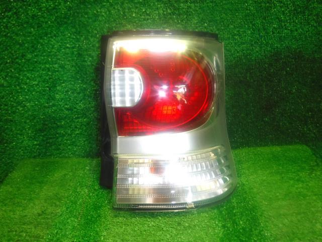 タント DBA-L375S 右テールランプ KF-VE 81550-B2410拍卖