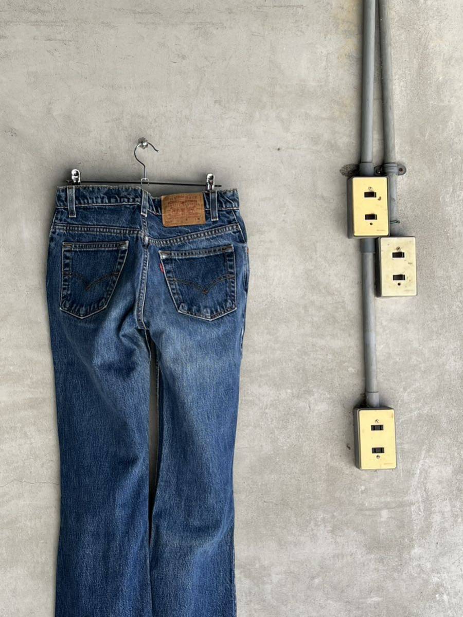 90s 90年代 98年 ビンテージ リーバイス ブーツカット levis 517 デニム ヒゲ ジーンズ USA 古着 タブ ボタン裏512 アメリカ オリジナル拍卖