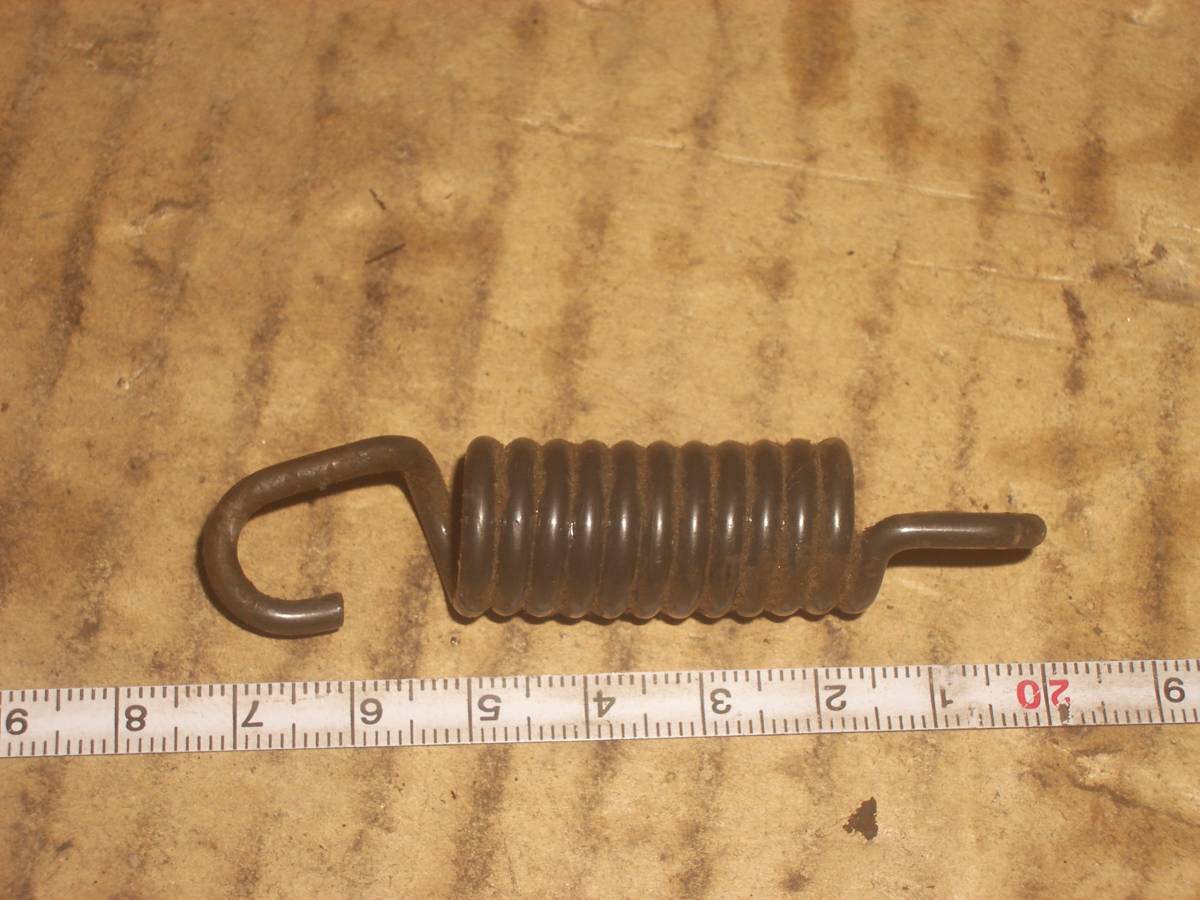 バロネス ロータリーモア GM65AーR 走行テンションアーム用 コイルばね拍卖