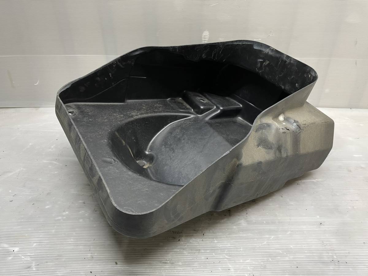 【管08】ヤマハ・マジェスティ250・4HC・純正・メットインボックス拍卖