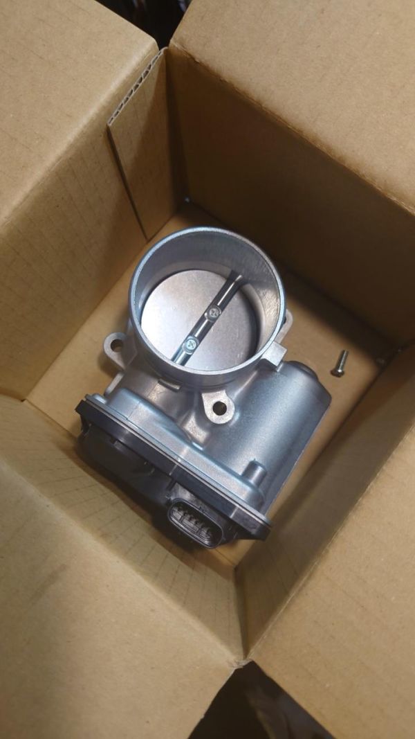 未使用 マツダ 純正 ロードスター ND 3型以降 2.0用 スロットルボディ 19-22 MX-5 Miata拍卖