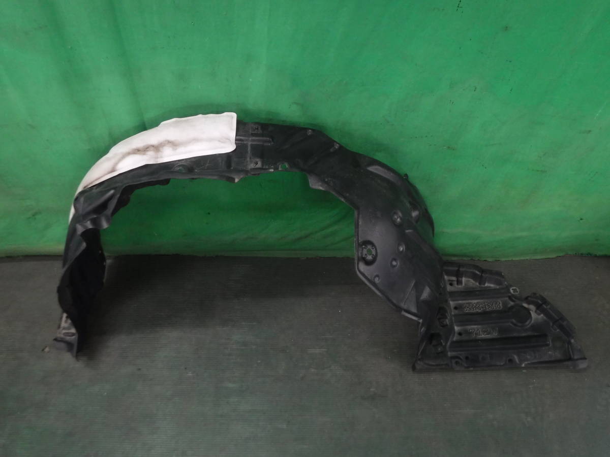 《個人宅発送不可》◆◆トヨタ カローラスポーツ NRE214/NRE210 純正 左フェンダーライナー 53896-12020◆◆拍卖