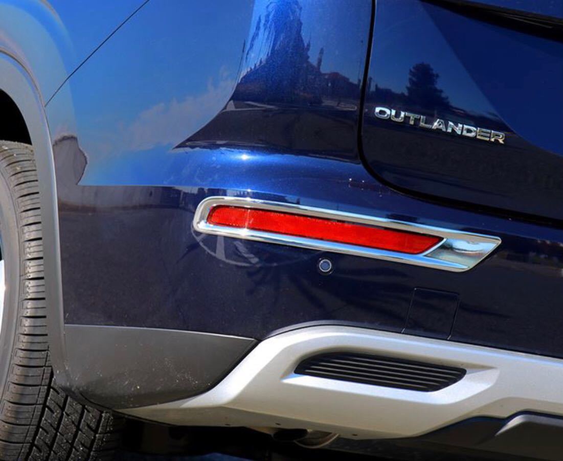 アウトランダーPHEV GN0W リアリフレクター【E102】拍卖