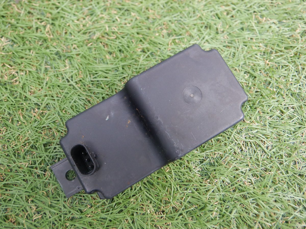 ベンツ純正 W205 Cクラス W213 Eクラス W222 Sクラス バックアップバッテリー トランス 電圧 コンバーター A2059053414 m-23-9-646拍卖