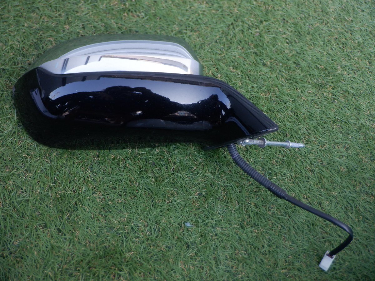 トヨタ純正 NTP10 JPN TAXI ジャパン タクシー ドアミラー フェンダーミラー 右側 運転席 メッキ/ブラック 3ピン m-23-9-750拍卖