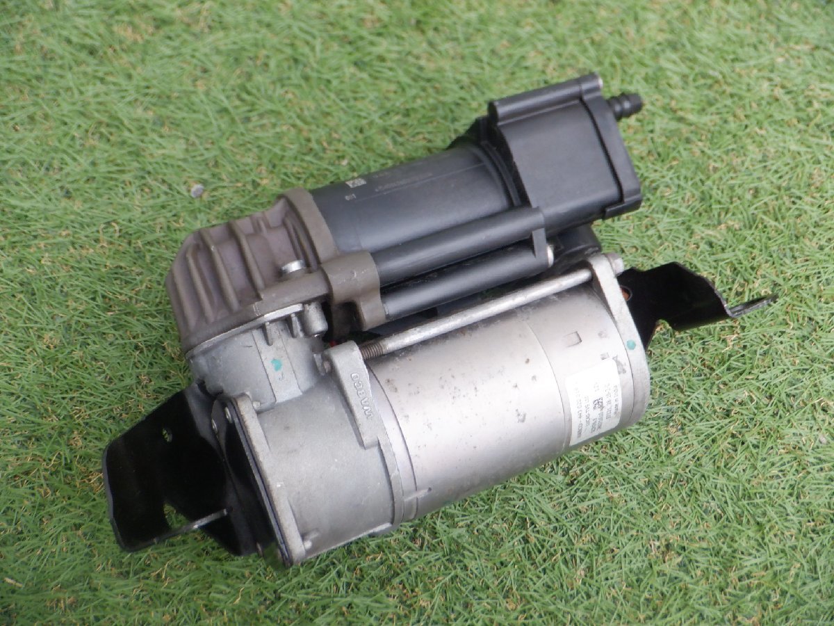 ベンツ純正 W213 Eクラス X253 GLCクラス W205 Cクラス エアサス コンプレッサー エアサスポンプ A2133200104 m-23-10-34拍卖