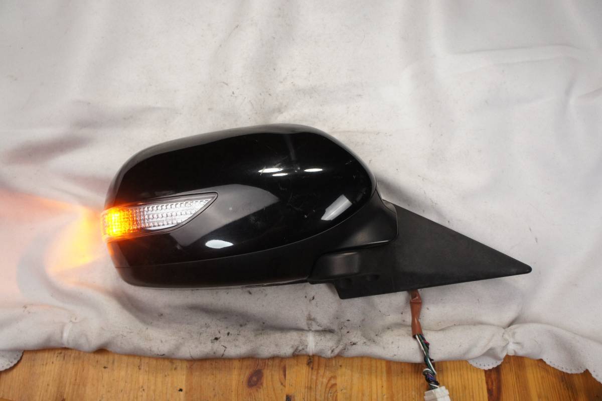 動作OK 運転席側 9ピン サイドミラー ソリッドブラック BL5 BP5 BP9 BPE レガシィ 後期 ウインカー 右 74431-303 スバル 純正 @3288s拍卖