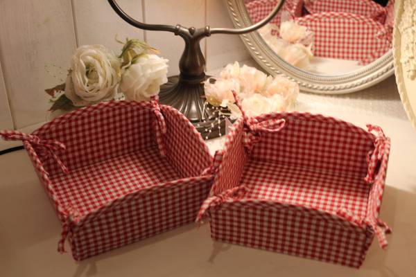 B-PI2*条件付き送料無料も有!ギンガムチェックBOX*2個セット*小物入れ・リボン*レッド*赤白ギンガムチェック*収納*整理拍卖