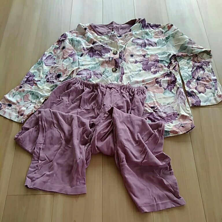 パジャマ 長袖 紫色 藤色 花柄 ウエストゴム 綿100%拍卖