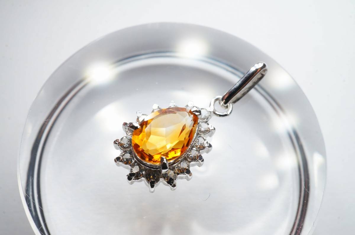 【特別即決価格!早い者勝ち!】極上天然シトリントパーズオリジナルカット高透明度ペンダント・キュービック15石入シルバー金具拍卖