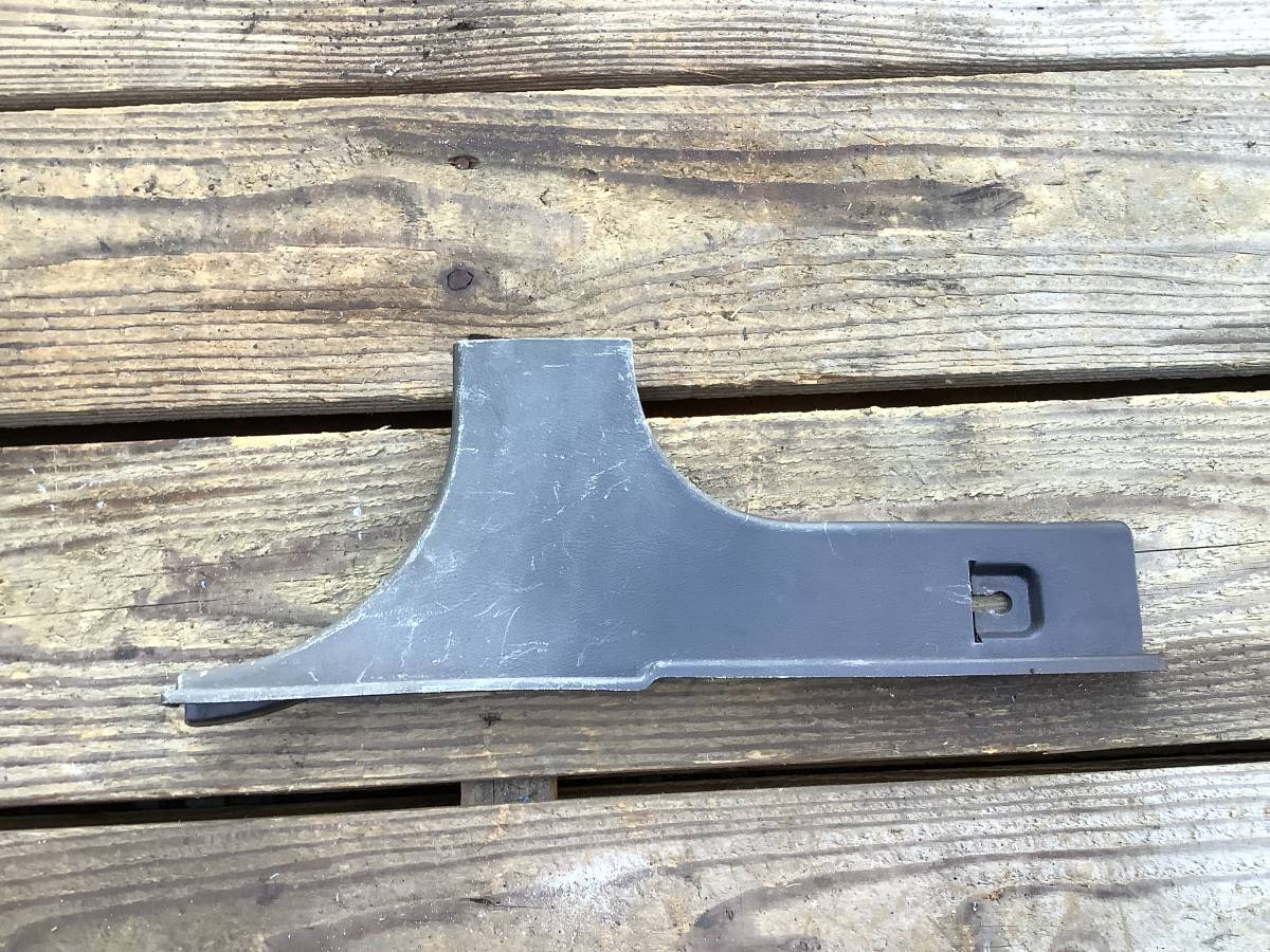 DR30 スカイライン 前期 RS 2ドア サイドトリム 右 黒内装 R30 ジャンク拍卖