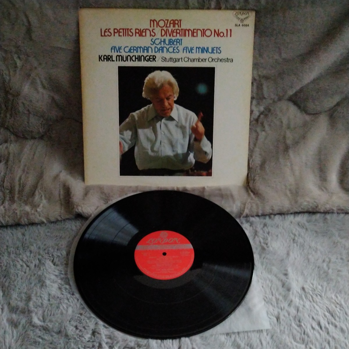 【3000円以上購入で1枚プレゼント!】クラシック039 モーツァルト バレエ「レ・プティ・リアン」シューベルト「5つのドイツ舞曲 D.90」拍卖