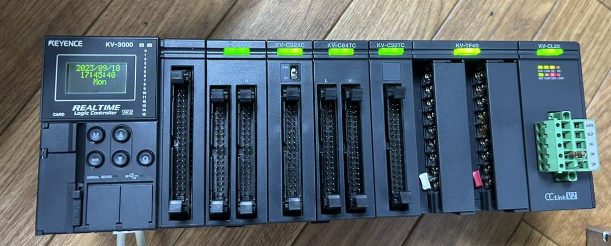 通電確認済 KEYENCE KV-3000 KV-C64XC  KV-C32XC KV-C64TC KV-C32TC KV-TF40 KV-CL20拍卖