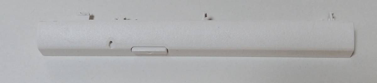 NS700/J NS700/JA PC-NS700JAB PC-NS700JAW PC-NS700JAR PC-NS700JAG 修理パーツ 送料無料 光学ドライブ ベゼル 化粧板拍卖