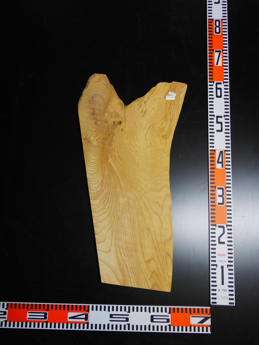 0010809 杉★厚1.5cm☆無垢板1枚板 木材 板 DIY 板材 天板 棚板 テーブル 看板 花台など種類豊富!拍卖